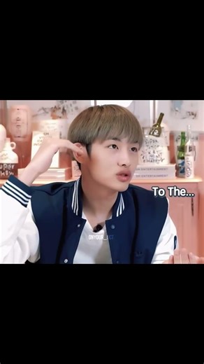 English isn't englishing 💀 #winwin #hendery #nct #kpop