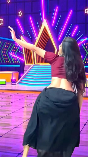 Try Not to Dance Challenge 😂💃#DanceChallenge #USA #ViralShorts #TrendingNow #FYP#bellydance#tiktok#