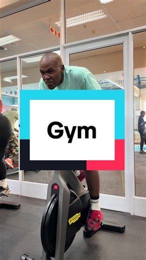 If I don’t look sexy by June, ke lata BBL!😡 Ke bokae though? 🥴 @Virgin Active South Africa