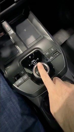 Check out the GEAR SELECTOR on the new Subaru Uncharted😎
