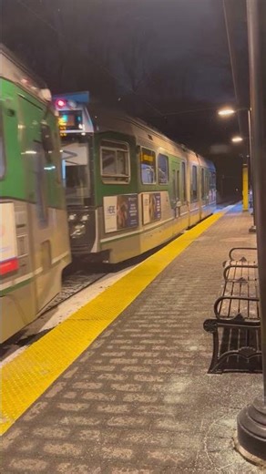 Green Line to Boston leaving Longwood #train #lightrail