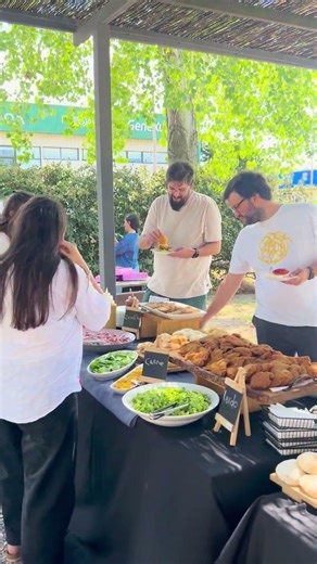 🎉 ¡18 años construyendo juntos! 🎊