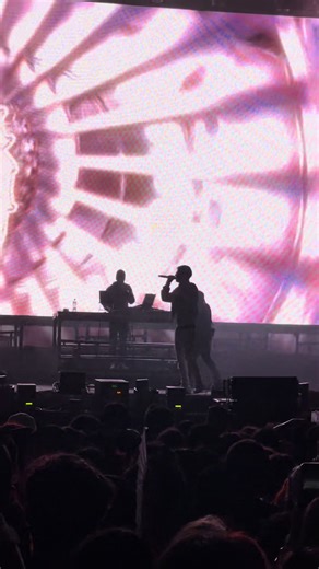 MAYBACH Concert Highlights - Cris MJ Live