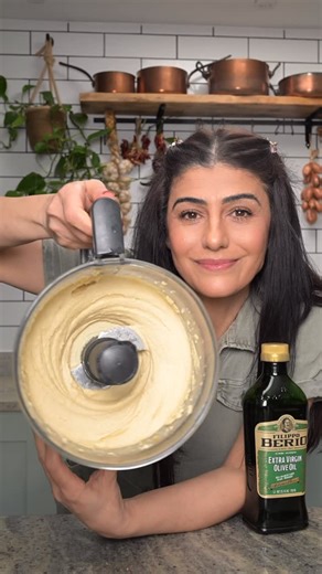 Samira Kazan on Instagram: "Good olive oil is at the heart of how I cook every day 🤍 From simple dips and salads to cooked dishes, it’s the ingredient I reach for the most. I loved creating this with @filippoberio_us , and finding it right on the shelves at @walmart made it even easier to bring these everyday recipes together. #FilippoBerioAtWalmart #FilippoBerio #partner"