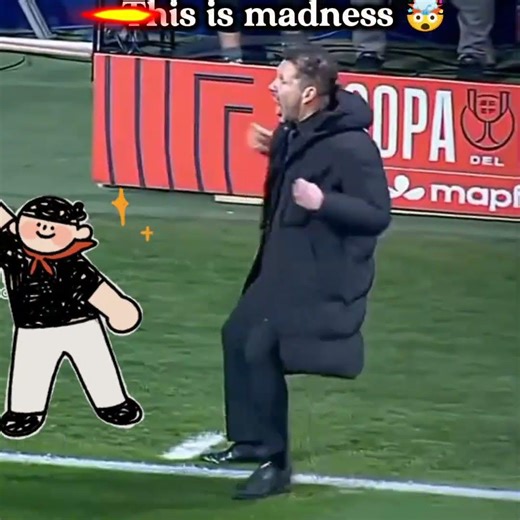 Goalkeeper Scores INSANE Bicycle Kick 😳⚽