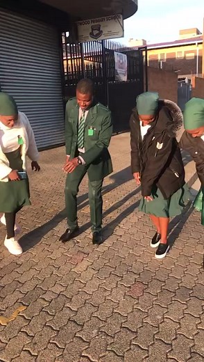 Deliwe (@deliwechikwata)’s videos with Ndire Ndire - ZCC Defe Dopota Brass Band