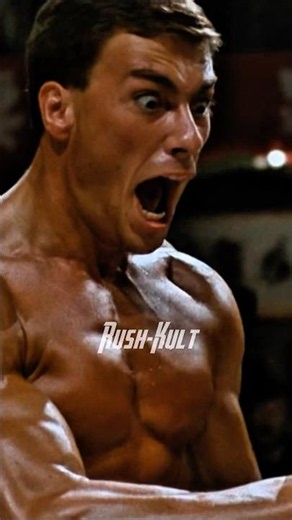 Le grand écart légendaire en plein combat ! Bloodsport #combat #cinematic #cinema #culte #vandamme