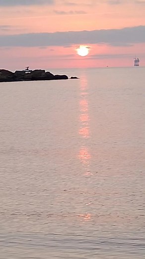 147K views · 5K reactions | Buongiorno e buona domenica 16 novembre # aurora #mare nostrum # dalla notte al giorno # vita # Crotone CALABRIA ❤️ | Mario Volterrani | Facebook