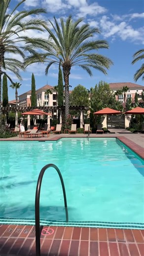 Enjoying the last bit of summer 🍉🌴 Especially on Perfect Cali days 🌞💦 #summer2025 #poolside #tan