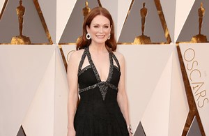 ¿Por qué adquirió Julianne Moore la nacionalidad británica hace una década?