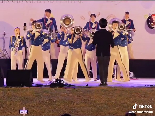 Oarai High School Marching Band Performs Pirates of the Caribbean