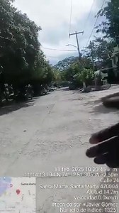 3.9K views · 42 reactions | #SantaMarta | Un ciudadano amenazó con una escopeta a un empleado de Air-e mientras este iba a suspender el servicio en el barrio El Prado, en Santa Marta. Edwin Palma Egea, agente especial de la empresa, denunció que el agresor tiene una deuda superior a los 10 millones de pesos con la compañía. | Diario La Guajira | Facebook