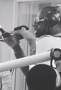 182K views · 7.5K reactions | Gims en studio c'est vraiment quelque chose ! | La Street | Facebook