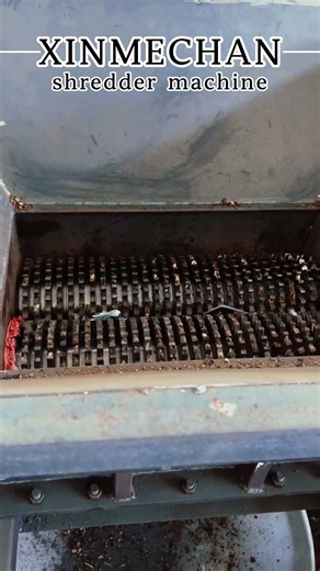 Shreds phones, metal, plastic, e-waste fully & safely #xinmechanshredder #industrialshredder