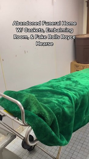 Exploring an Abandoned Funeral Home with Caskets