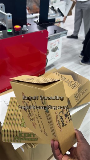 Machine de fabrication des emballages en carton