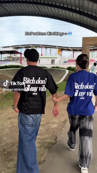 No Problem Clothing: Creative Apparel for Women