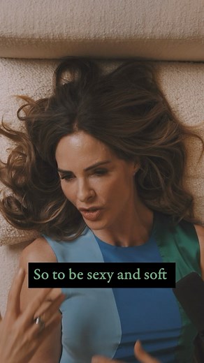 Bella Freud on Instagram: "Trinny Woodall on the couch. My full interview with Trinny is now live. @trinnywoodall Follow and subscribe at the link in bio. #fashionneurosiswithbellafreud"