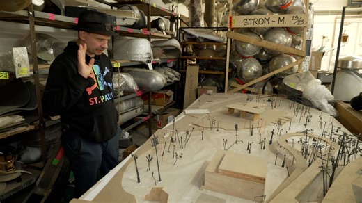 Nové kulturní místo Prahy v oáze mezi dálnicí a tratí. Podívejte se, jak Kintera plánuje proměnit okolí Dvoreckého mostu - Novinky