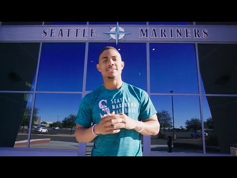 Touring the Mariners $7.7M Spring Training Facility w/ Julio Rodriguez | Off-Season Vlog
