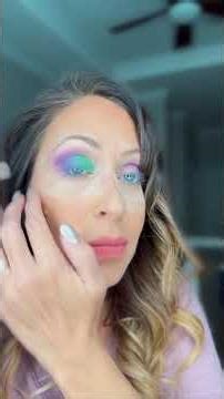 Gold Star Cheer Makeup Tutorial Team Nebula | Purple & Green Eyeshadow Look with Red Lip