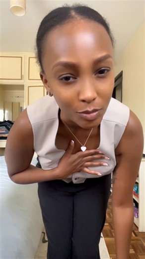 Joyce Maina on Instagram: "I don’t know what that little laugh at the end was all about 😅 I’m just really weird guys 🤣 Anyway, do you want to see more outfit videos? #theeastafricangirl #goodvibesonly #ootd"