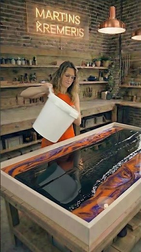 Abstract River Epoxy & Resin Table | Fluid Color Resin Timelapse
