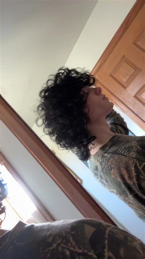 Freak like me? #rawruou #08 #meow #goodboy #