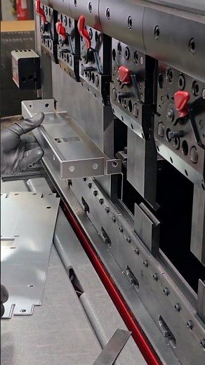 Press Brake AMADA CNC, ALUM bending