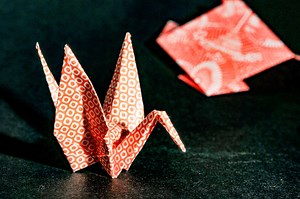 Hướng dẫn cách làm đồ chơi bằng giấy origami hấp dẫn cho bé