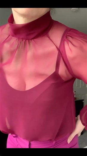 How to Sew a Perfect Blouse Neckline #sewing #couture #sewingtips