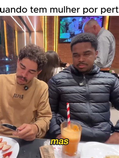 Bistecone e Gabriel Fingindo Ser Milionário para Impressionar Mulheres Pt.2