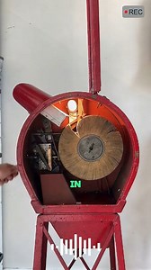 This is the world's first movie projector.#movieprojector #movie #projector #technology #short #fact #reel #invention | Mech ManiaX