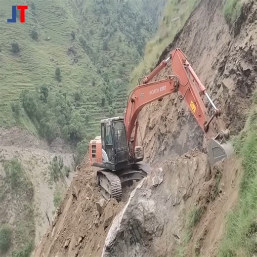33K views · 192 reactions | Incredible Machine Power – Excavator Lifting Giant Rocks with Ease | Machines Satisfying | Facebook