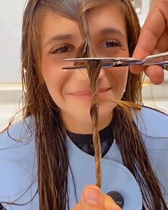 This is one way to get the perfect fringe...😱 📹 bilalchokor | GLAMOUR UK