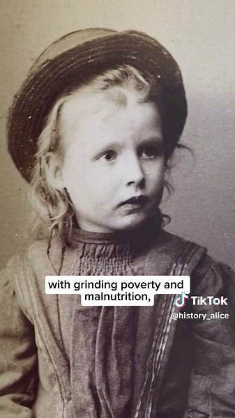 #ad Wonderful to visit the Ragged School Museum in London, looking shiny and new thanks to support from the @HeritageFundUK! ✨ #HeritageIsOpen #HeritageFund