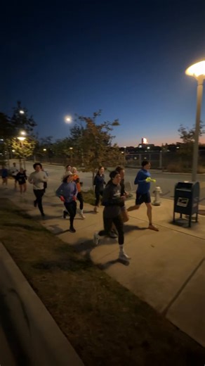Ever wondered what happens when you put the best pediatric and adolescent sports med providers and researchers in one room? They don't just talk about peak performance, they practice it. 👟💨 | Dell Children's Medical Center