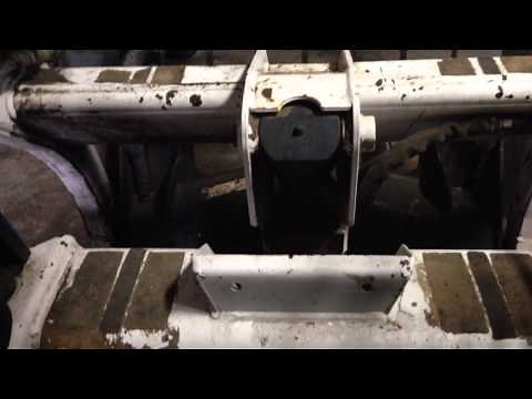 Bobcat 751 startup and move