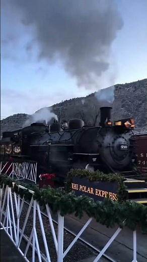 The polar express 🎄 Santa Claus and snow tubbing the best activities in Christmas 🎄 #christmas