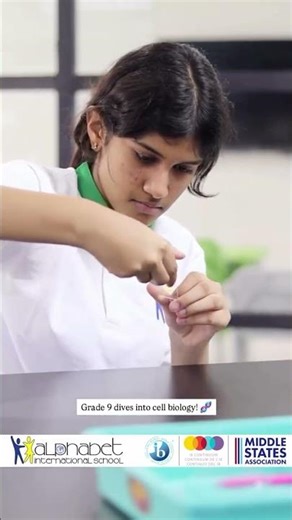 Grade 9 dive into cell biology