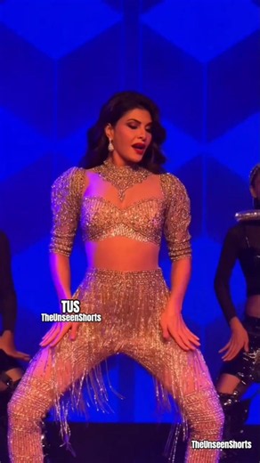 Jacqueline Fernandez🔥dance💃on Laal Pari Song at Ludhiana last night #jacquelinefernandez #ludhiana