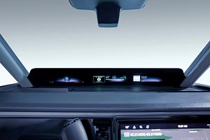 How head-up display screens can make cars safer