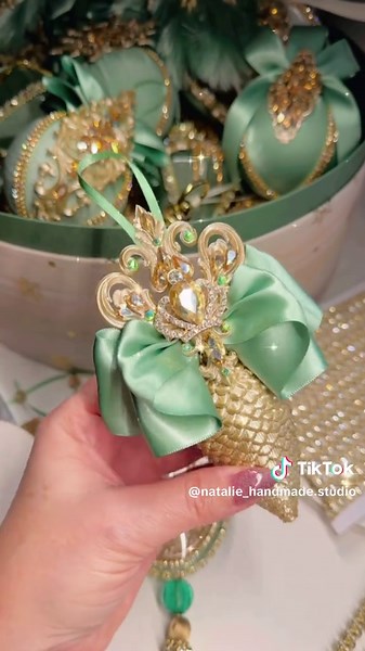 Ёлочные игрушки своими руками. Подробно и бесплатные уроки на YouTube канале. #diy #handmade #christmas