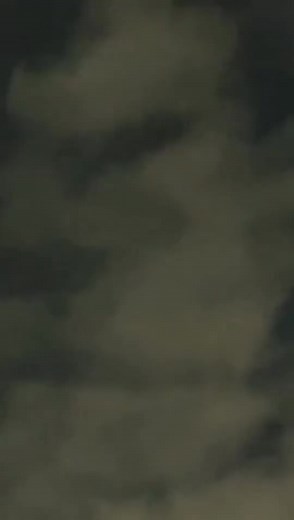 494K views · 12K reactions | Nos reportan este avistamiento de un objeto volador no identificado de forma triangular en México, ¿Que opinas de esta increíble grabación? #filtrandomisterios | Filtrando Misterios | Facebook