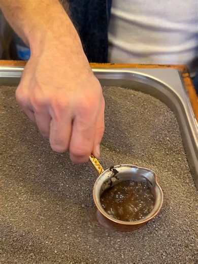 Cómo preparar café turco en arenero