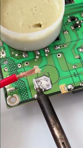 Flux paste makes tinning and soldering easy 252525