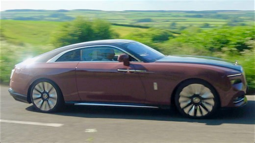 Rolls Royce Spectre Review
