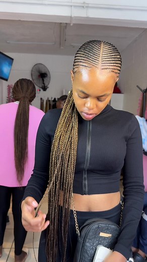 Trendy Straight Up Hairstyles for Ladies in 2025