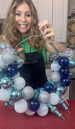 187K views · 3.1K reactions | i transformed a wire hanger into a wreath! this is so easy and cute to do for the holidays! #HolidayDecor #christmas #fblifestyle | Brooklyn B | Facebook