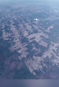 Airplane at 800 km/h Seen from a Weather Balloon — Perspective Shift